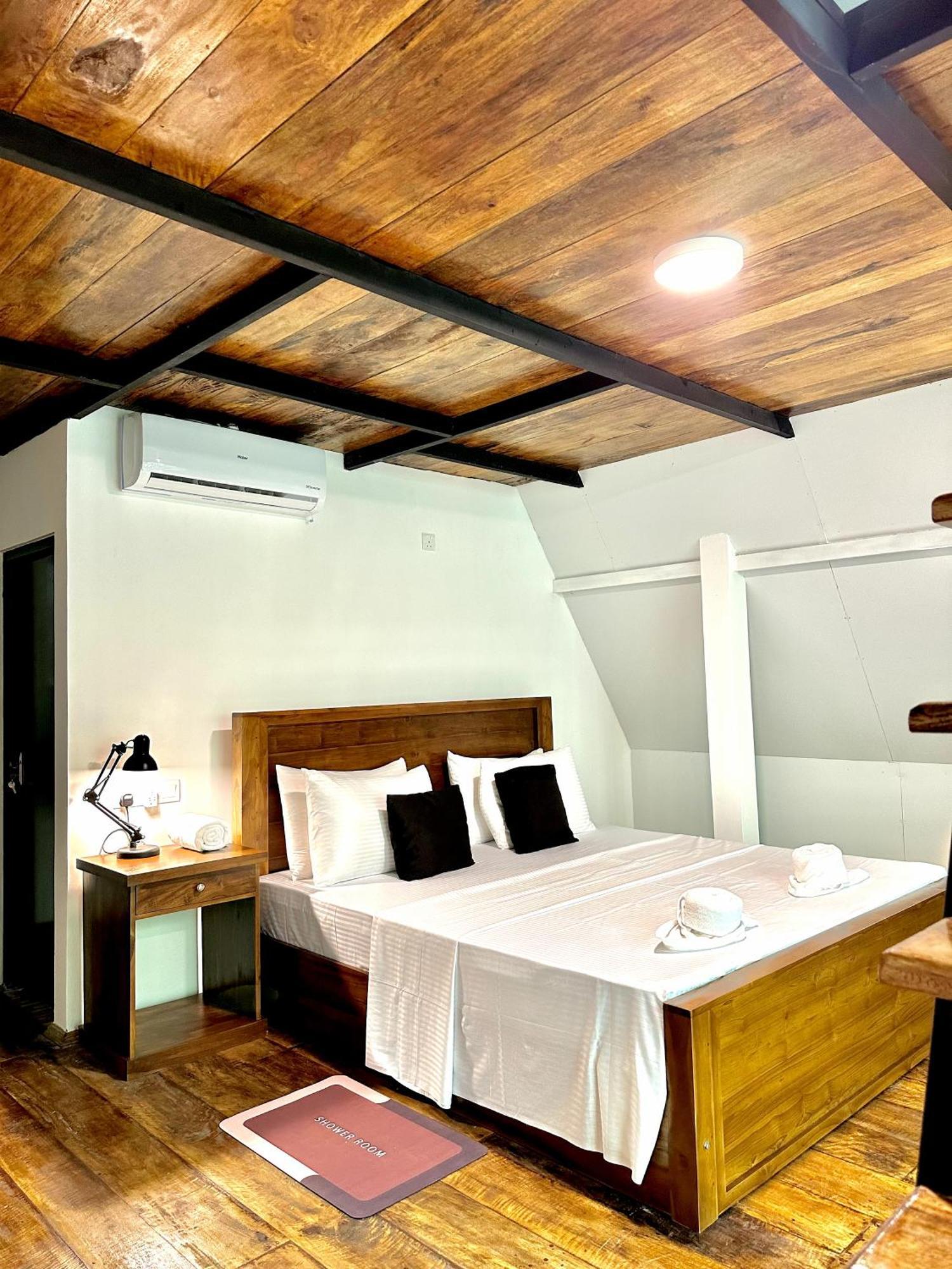 Rustic Cottages Udawalawe Bagian luar foto